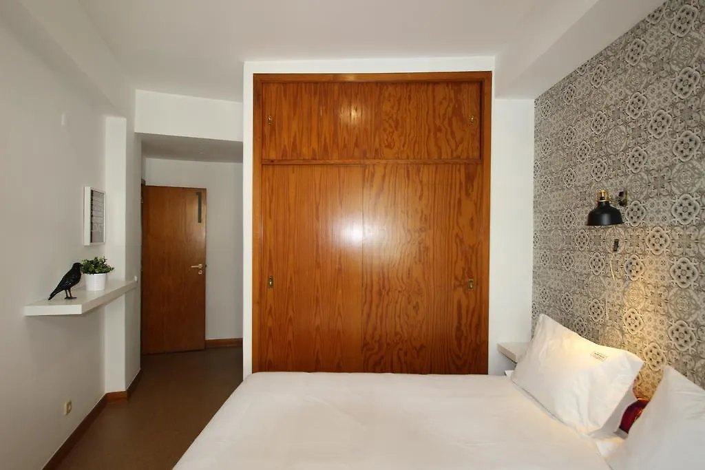 Bn Ghouse Apartment Lisbon 0*,