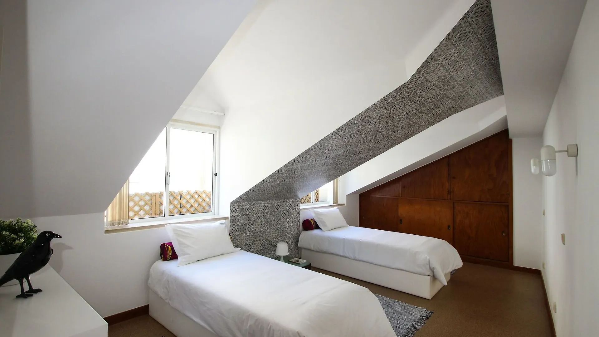 Bn Ghouse Apartment Lisbon